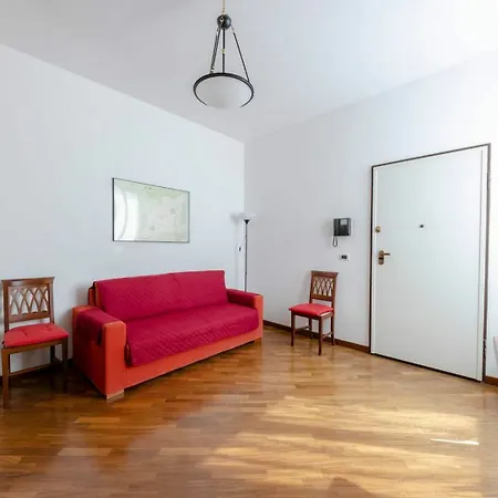 Hotel Altido Band House Di Fronte Al Terminal Traghetti Vr